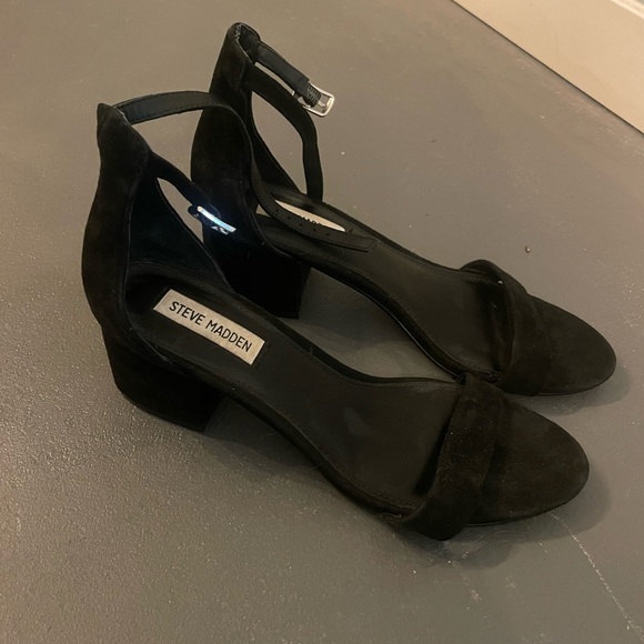 Steve Madden Black Suede Heeled Sandals - Picture 1 of 2